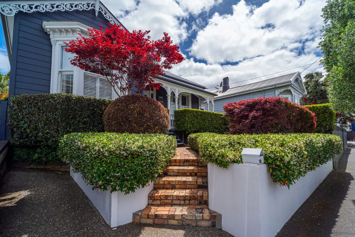 Seasonal garden maintenance - Auckland by Urban Leaf Landscaping